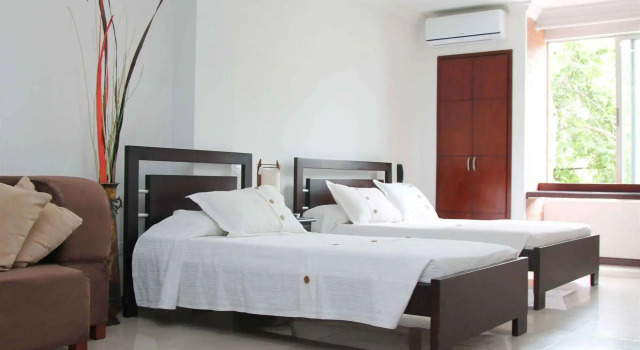 Hotel Santamaria Plaza