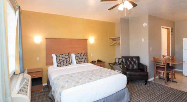 Люкс Nordic Inn and Suites