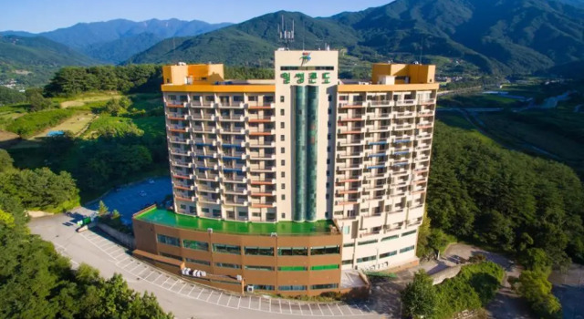 Люкс с 2 комнатами Jiri Mountain Ilsung Condo