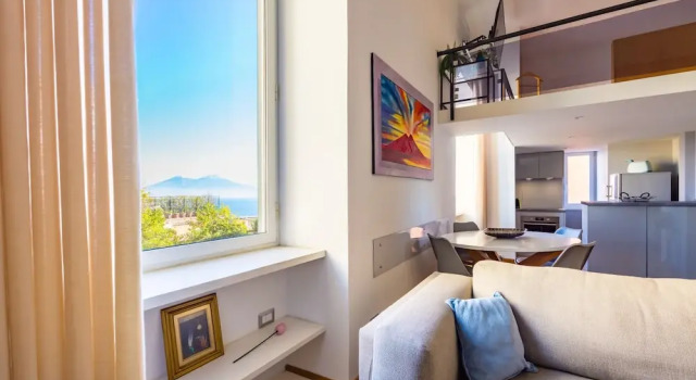 Lite Life Panoramic Flat by Napoliapartments, Buchen Sie Ferienwohnung Neapel Kampanien