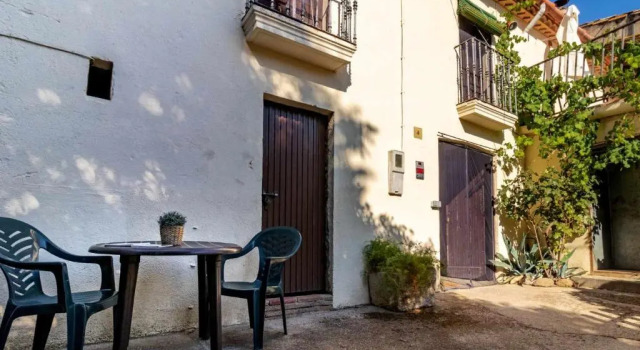 Коттедж CAN SETMANETA casa rural en el Alt Empordà