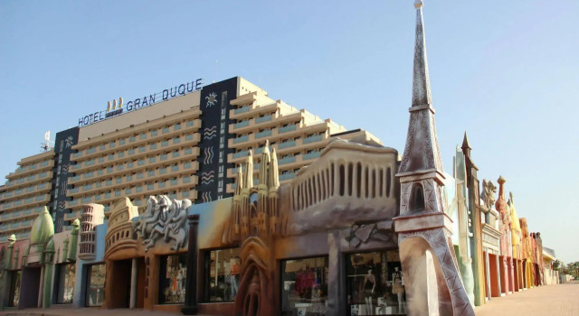 Hotel Magic Sports 4, Book Hotel Hotels in Azahar Coast with Parking, Parking