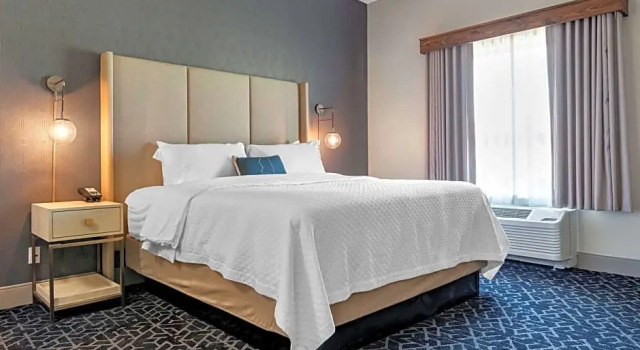Номер Standard Lyric Hotel West End, Trademark Collection by Wyndham