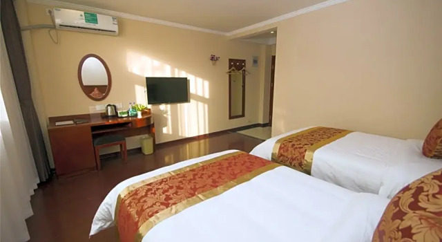 Номер Business GreenTree Inn Zhejiang Hangzhou Tonglu Yaolin Road Xiahang Road Business Hotel