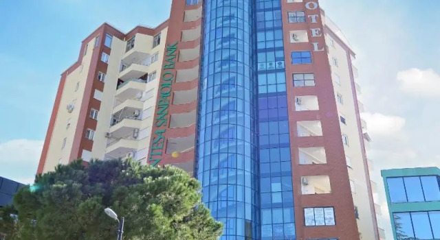 Jolly Hotel, Rezervovat Hotel Hotely v Albania se snídaní, Snídaně