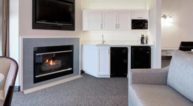 Четырёхместный номер Standard Hallmark Resort - Newport