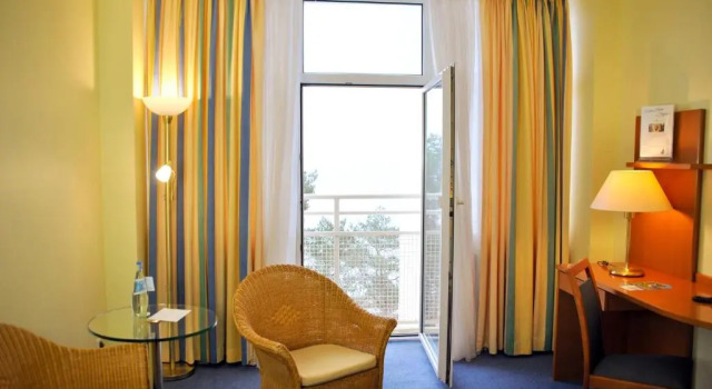 Двухместный номер Standard с видом на море Arkona Strandhotel