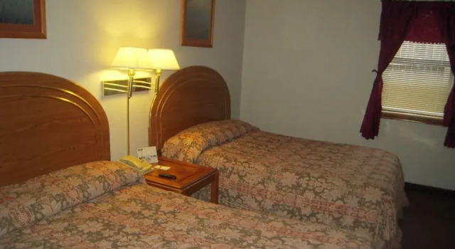 Oak Hill Inn & Suites, Boek Hotel Hotels in Oklahoma met zwembad, Zwembad