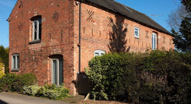 4 Bedroom Cottage in Ashbourne
