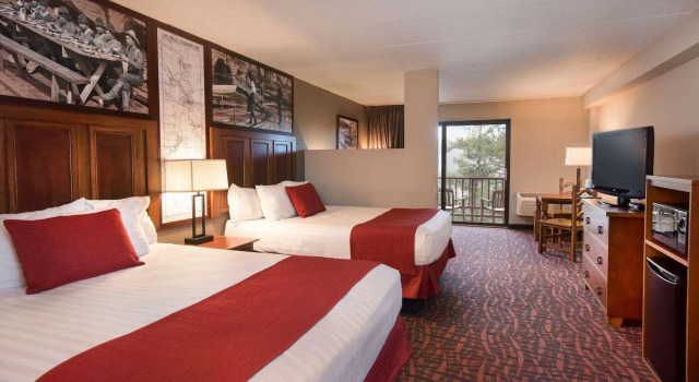 Четырёхместный люкс с видом на реку Chula Vista Resort, Trademark Collection by Wyndham