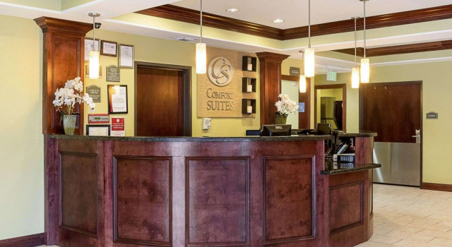 Comfort Suites Harvey - New Orleans West