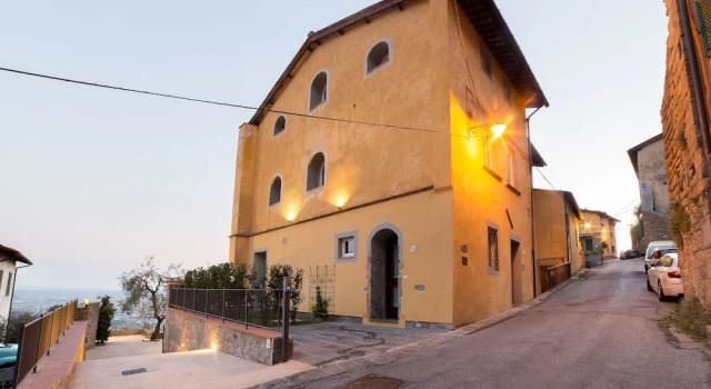 Holiday Home Il Borgo Degli Agrumi, Reserva ahora Hotel Uzzano Toscana