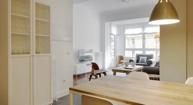 Zubiri Plaza Apartment by FeelFree Rentals, Rezerwuj Apartament Hotele w Baskonia z parkingiem, Parking