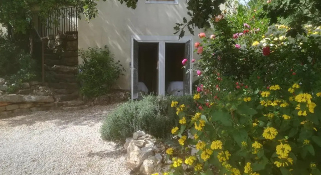 Entre Ciel et Terre, Забронировать Отель Бес-сюр-Исоль Green Provence