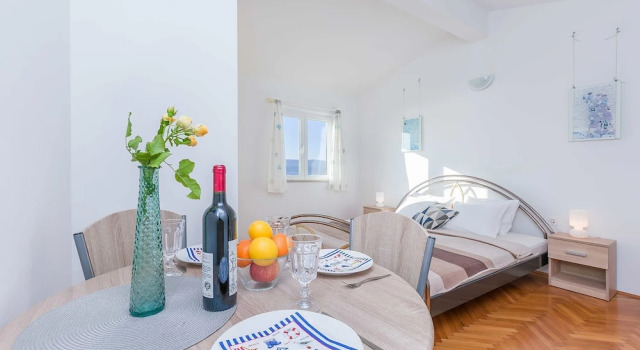 Apartments Nikola, Rezerwuj Apartament Lokva Rogoznica Split Region