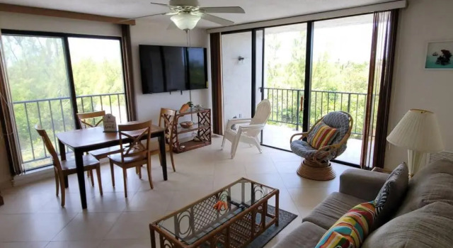 Апартаменты 2BR with Private Beach Access