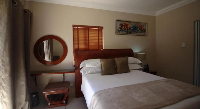 Двухместный номер Luxury Lakeview Boutique Hotel & Conference Center