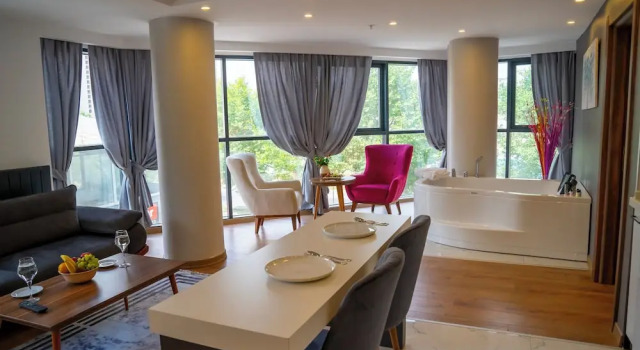 Люкс Parla Suite Hotel