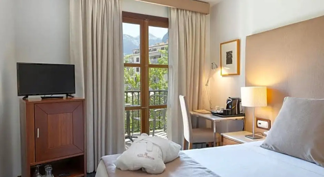 Номер Standard с балконом Gran Hotel Soller