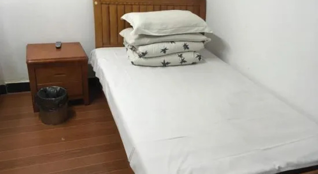 Номер Economy Shanghai Jianbo Hostel