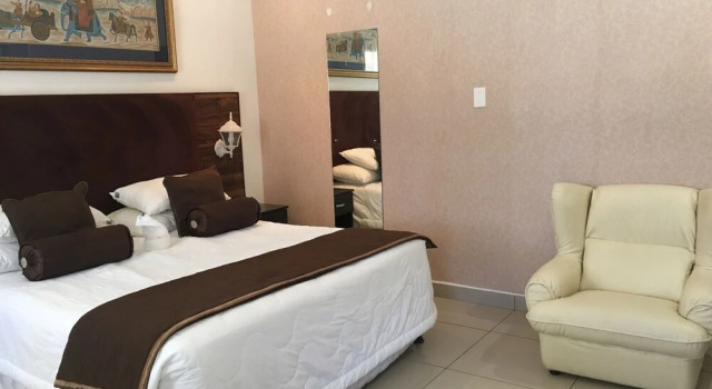 Hotel Stone House, Buchen Sie Hotel Selebi-Phikwe Zentral-Distrikt