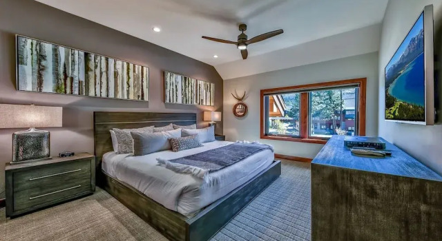 Luxury 2br Steps From Heavenly Village & Gondola 2 Bedroom Condo by RedAwning, Забронировать Апартаменты/квартира Отели Саут-Лейк-Тахо с бассейном, Бассейн