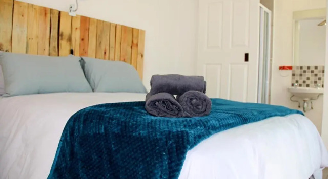Ons Dorpshuis Beaufort West, Rezerwuj Hotel Beaufort West Western Cape