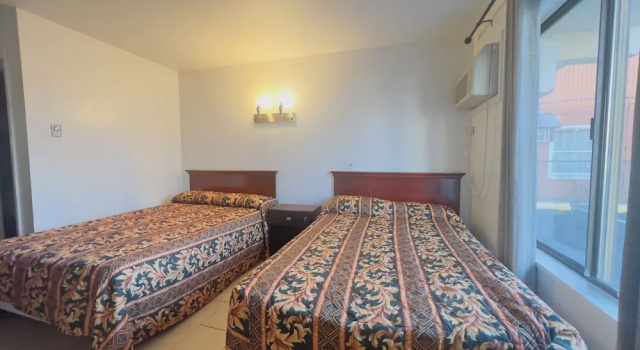 Номер Standard с балконом Dry Dock Motel