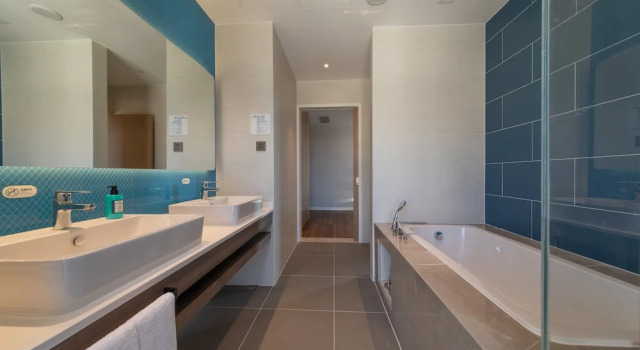 Двухместный люкс Holiday Inn Express Kaifeng City Center by IHG