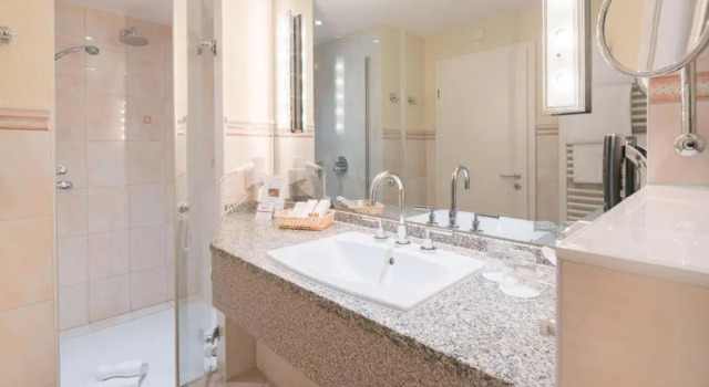Люкс Best Western Plus Ostseehotel Waldschloesschen