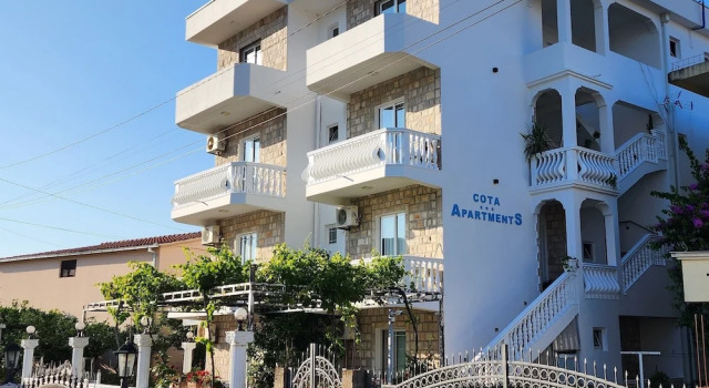 Apartments Cota