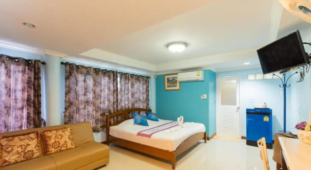 Номер Deluxe с красивым видом из окна Mhork Buri Resort