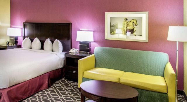 DoubleTree by Hilton Richmond - Midlothian