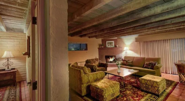 Номер Standard с балконом Hacienda del Sol Guest Ranch Resort