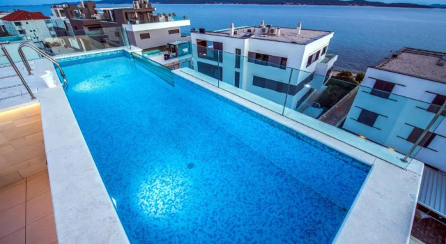 Апартаменты Crystal Holiday Residence