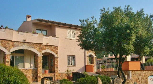 Villa Ibiscus, Buchen Sie Villa Villen in Barbagia, Villa