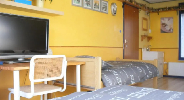 Четырёхместный номер Standard с видом на сад B&B-Edam