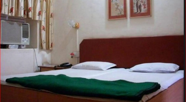 Hotel Grand Barrack