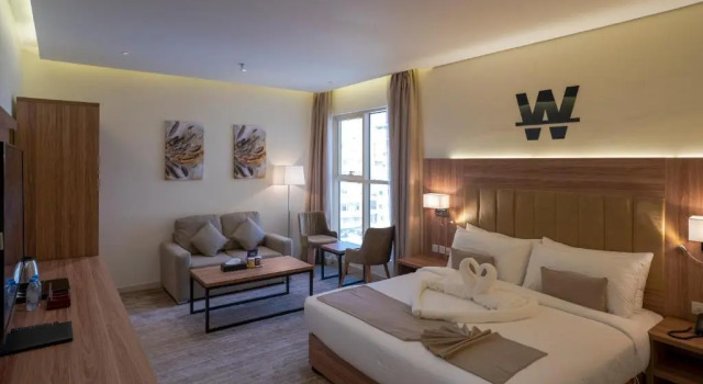 Полулюкс W Suites Hotel Apartments