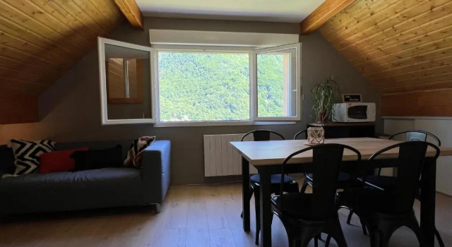 Sur Les Hauteurs de Cauterets, 2 Chambres 5 Pers, Rezervasyon Daire Pyrenees National Park otoparklı oteller, Otopark