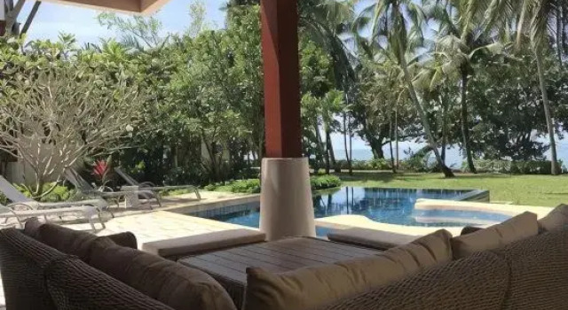 Вилла Amatapura Beachfront Villa 12, SHA Certified