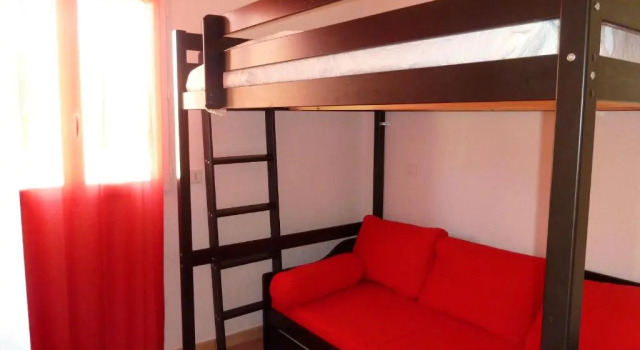 Villa de 3 chambres avec piscine privee jardin clos et wifi a Solaro a 2 km de la plage, Varaa Villa  
