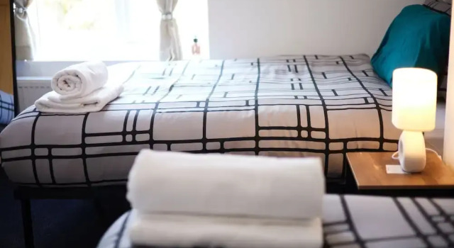 Ol-mumps Cosy 2bd Free Parking & Wifi, Забронировать Отель Олдем Большой Манчестер