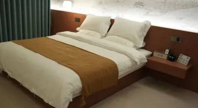 Люкс Xiaocheng Gushi Smart Homestay (Yi Fengguo Temple)