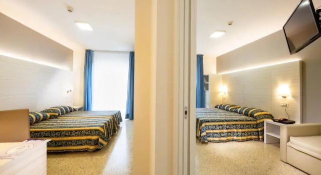 Семейный номер Standard Hotel Marco Polo