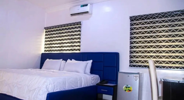 Blumerrit Hotel & Suites, Book Hotel Ikeja 