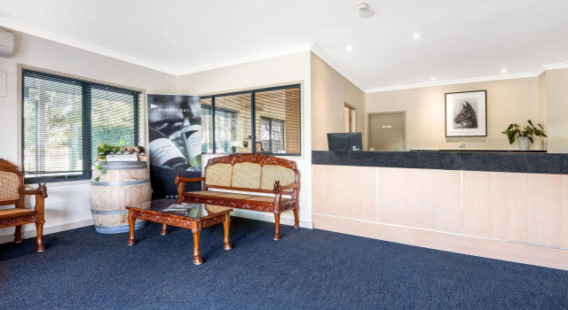 Hawkesbury Race Club Motel, Забронировать Мотель Виндзор 