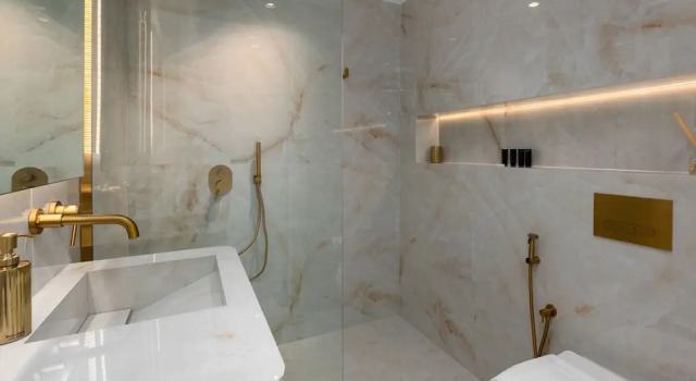 Апартаменты Modish Palm 3BR w Private Balcony Beach Access