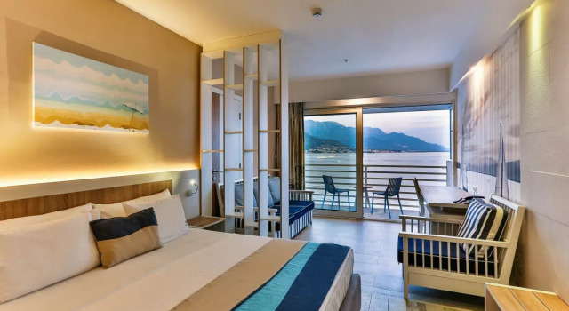 Номер Superior Carine Hotel Delfin