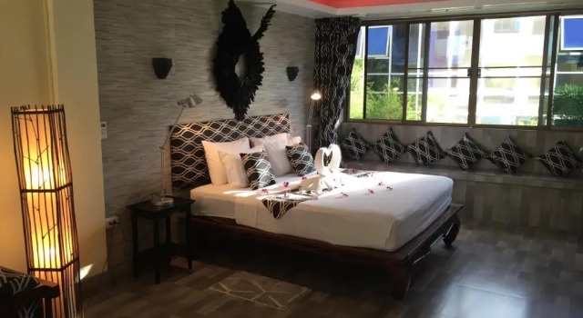 Полулюкс Fong Kaew and Baan Nang Fa Guesthouse